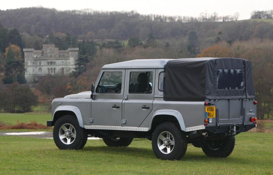  Land Rover Defender 110 Double Cab Pickup 2012 года  (фото 2 из 4)